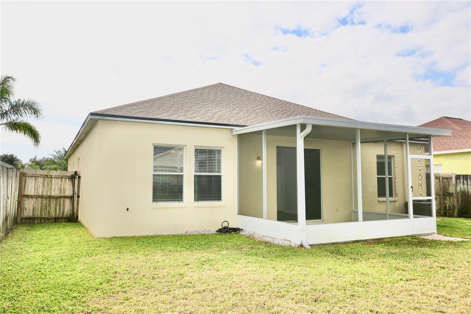 Image 33 of 39 For 24421 Breezy Oak Court