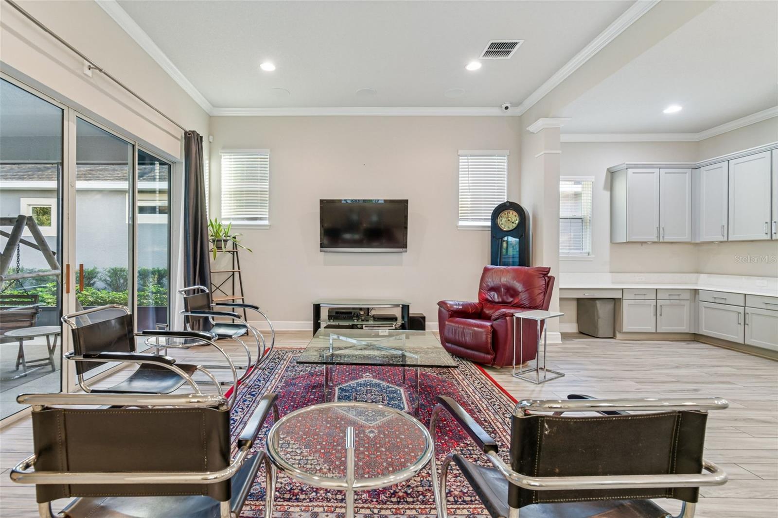 Listing photo id 12 for 6036 Plover Meadow Street