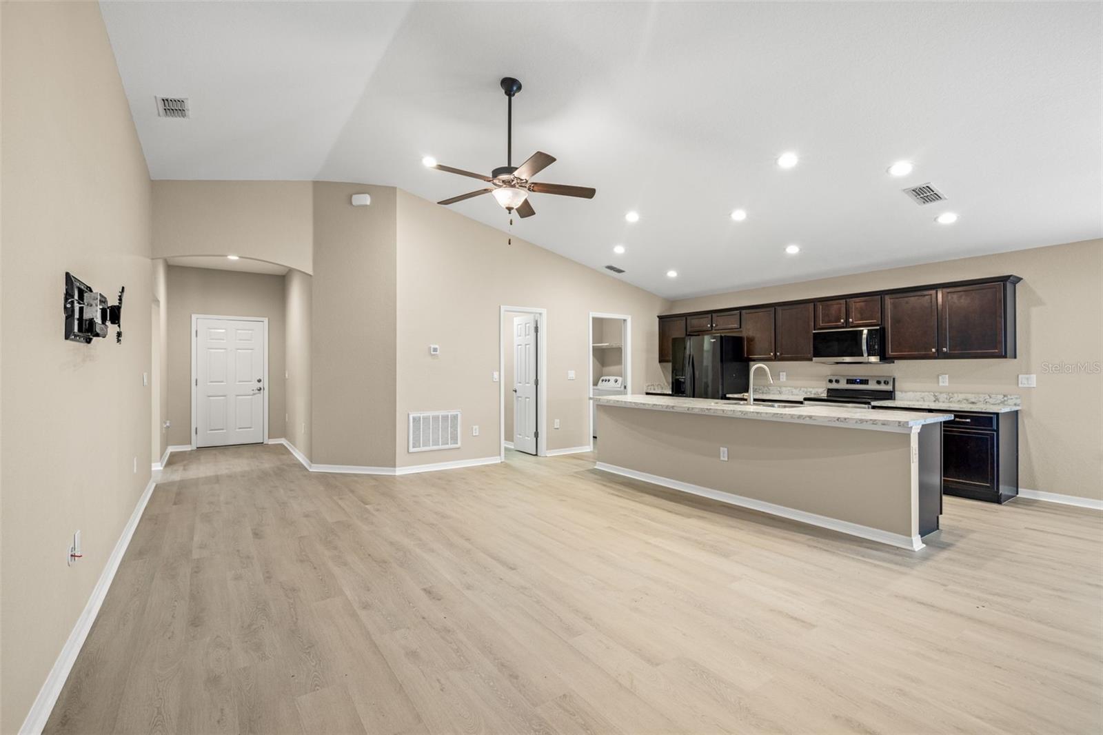 Image 4 of 21 For 3878 White Ibis Road