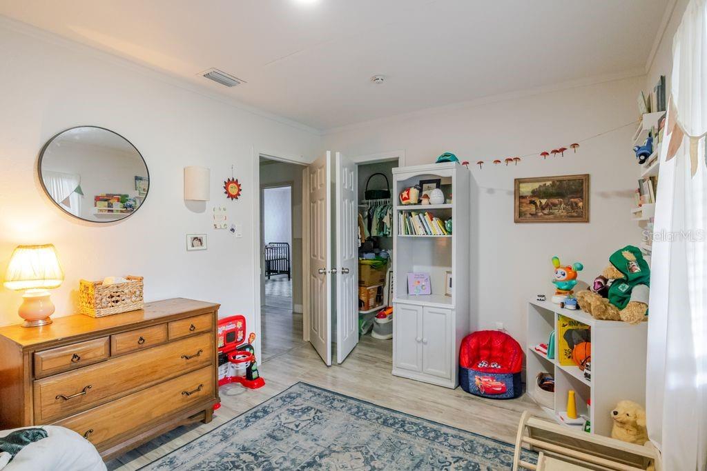 Image 39 of 56 For 1225 King Avenue