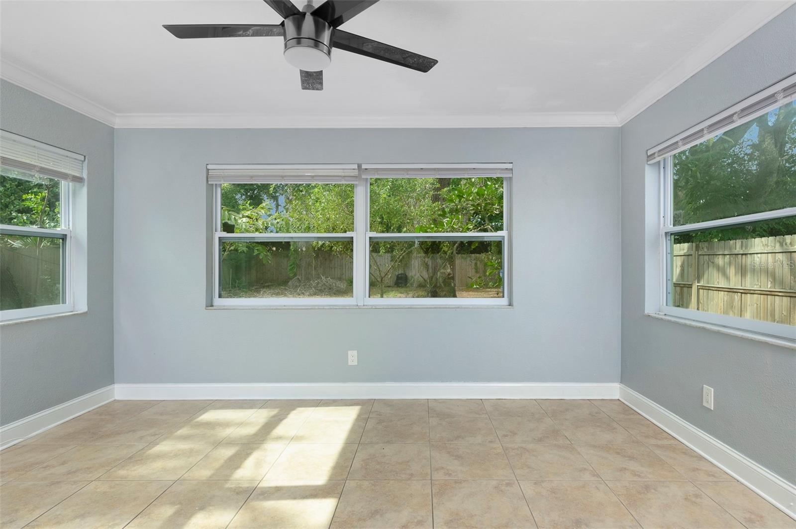 Image 12 of 32 For 727 14th Street S