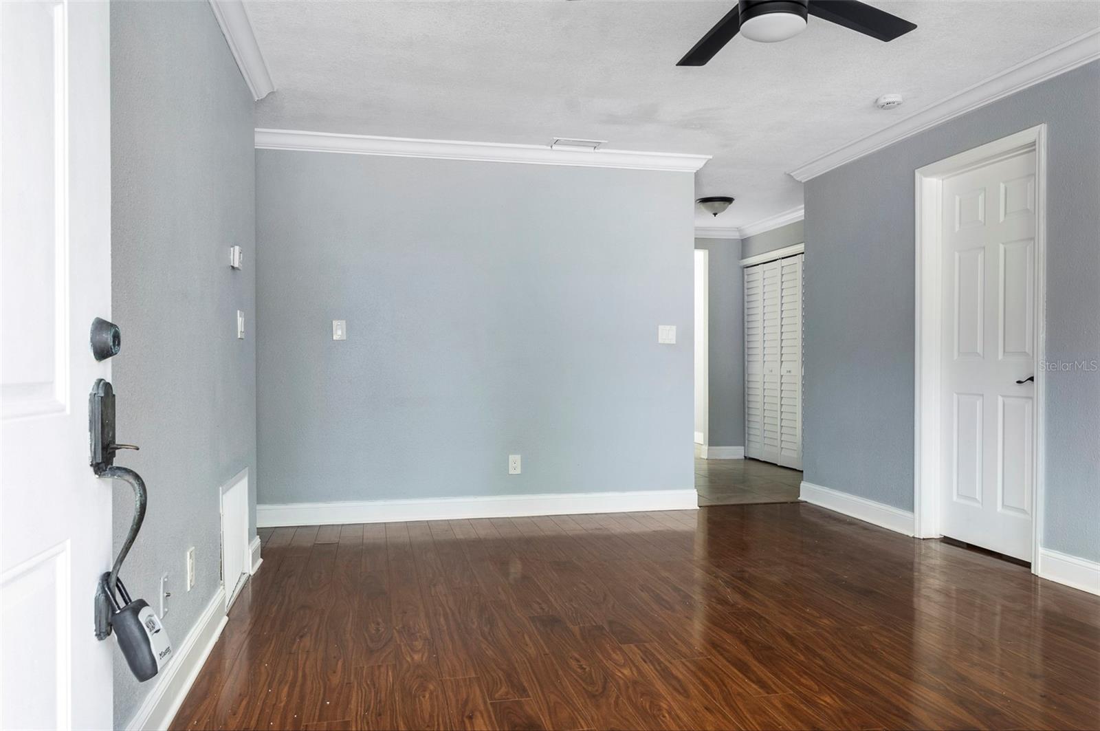 Image 3 of 32 For 727 14th Street S