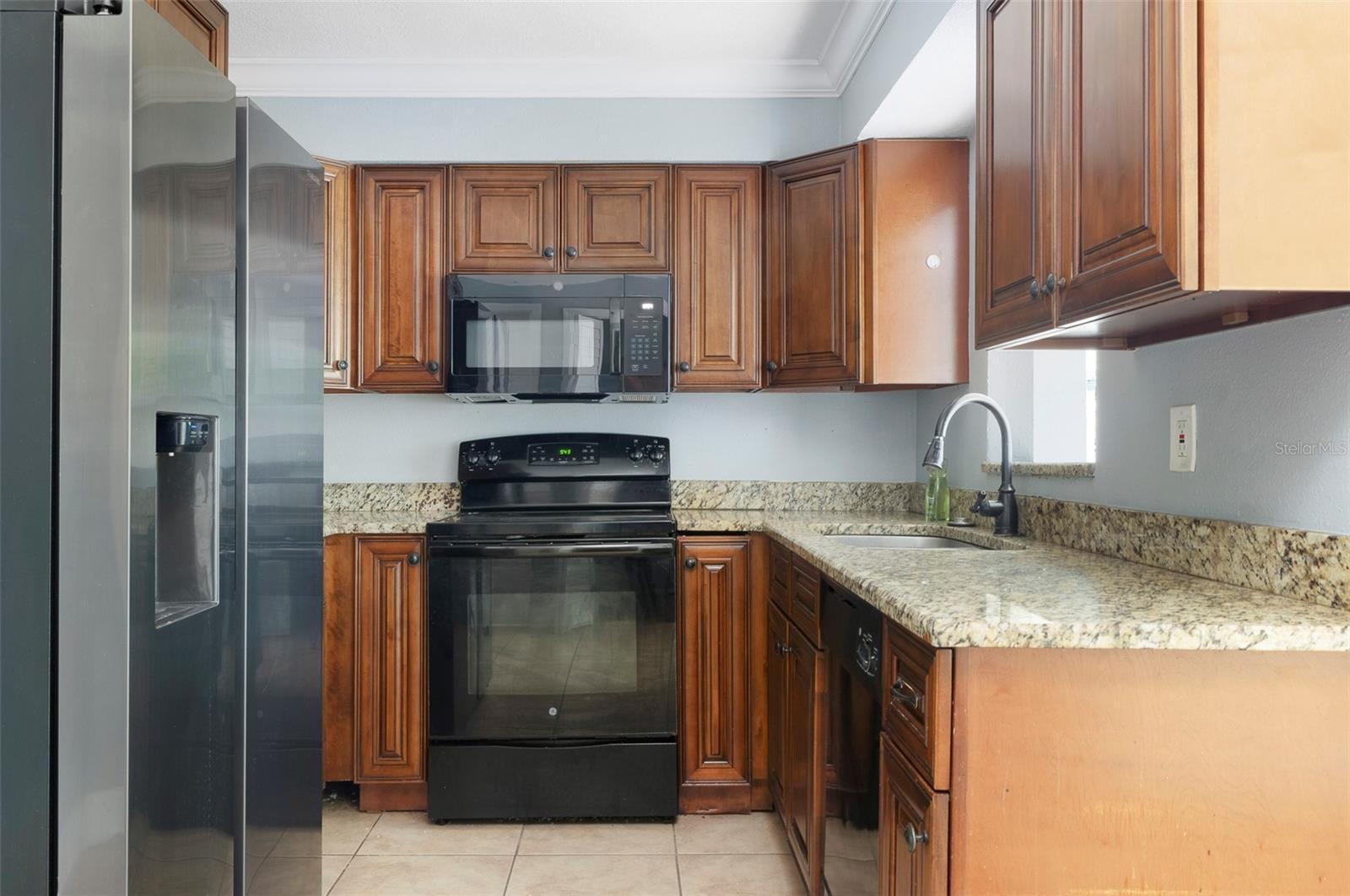 Image 8 of 32 For 727 14th Street S