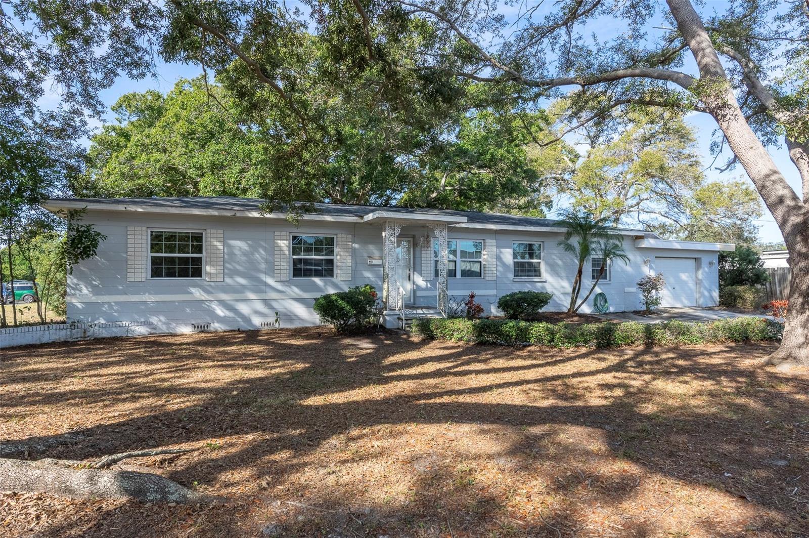 Image 30 of 35 For 2900 Leslee Lake Drive N