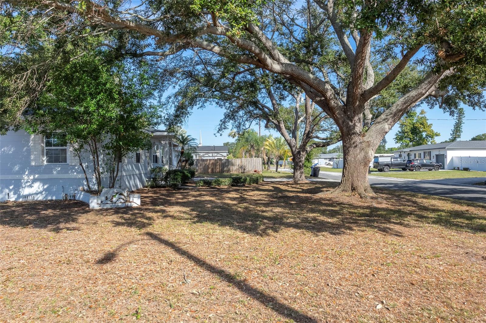 Image 34 of 35 For 2900 Leslee Lake Drive N