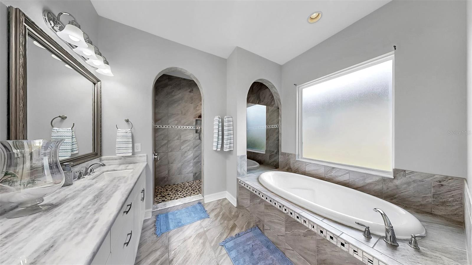 Image 36 of 68 For 13307 Fawn Lily Drive