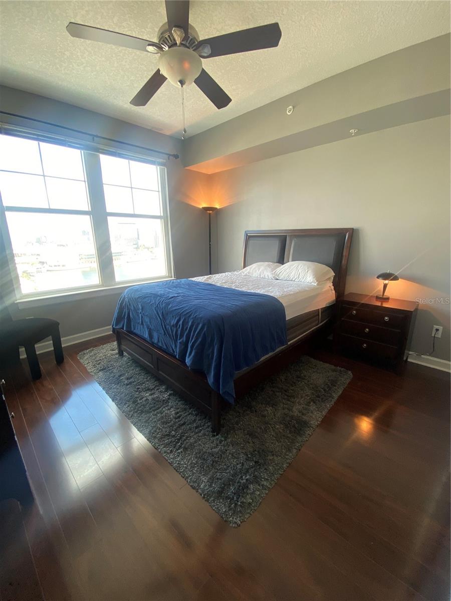 Image 11 of 34 For 345 Bayshore Boulevard 1710