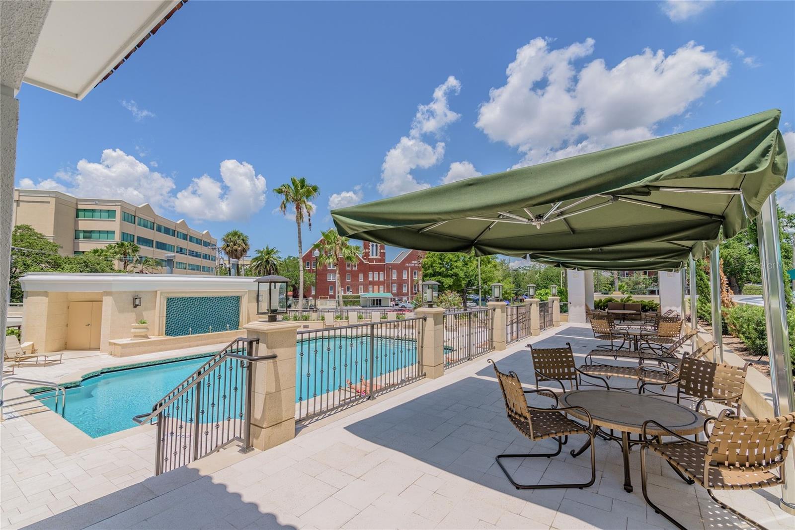 Image 30 of 34 For 345 Bayshore Boulevard 1710