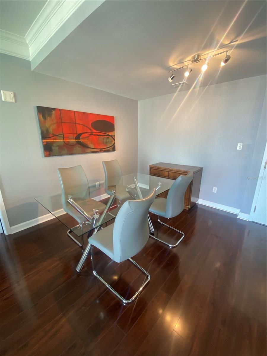 Image 8 of 34 For 345 Bayshore Boulevard 1710