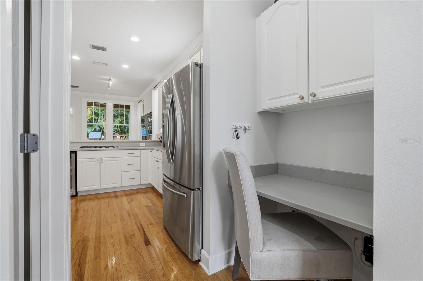 Image 18 of 45 For 3207 Tacon Street