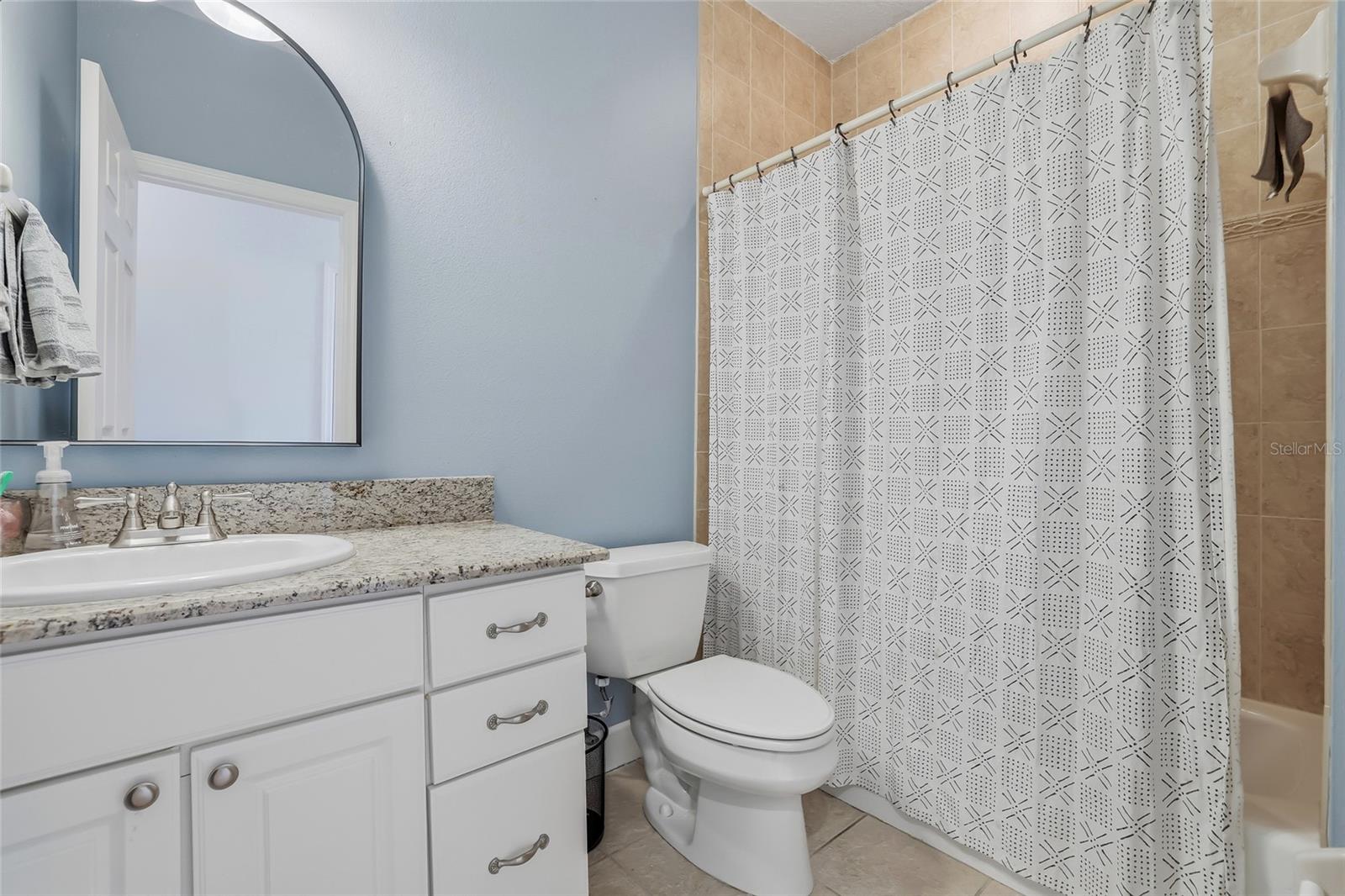 Image 38 of 45 For 3207 Tacon Street