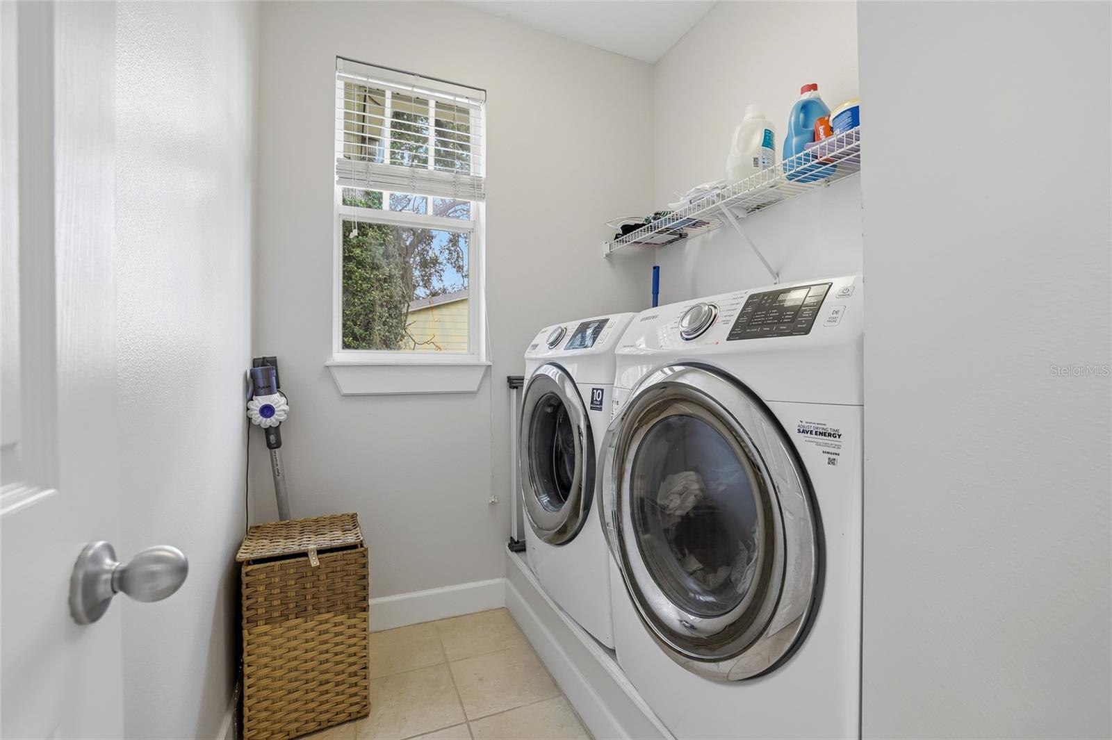 Image 39 of 45 For 3207 Tacon Street