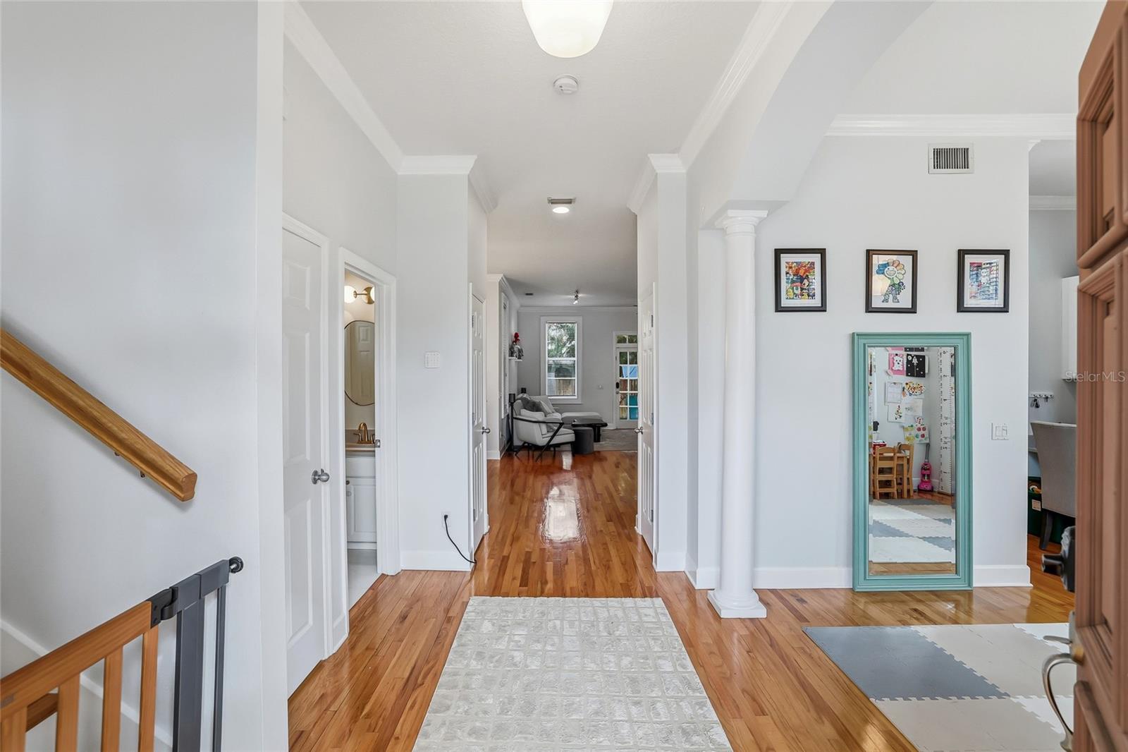 Image 4 of 45 For 3207 Tacon Street