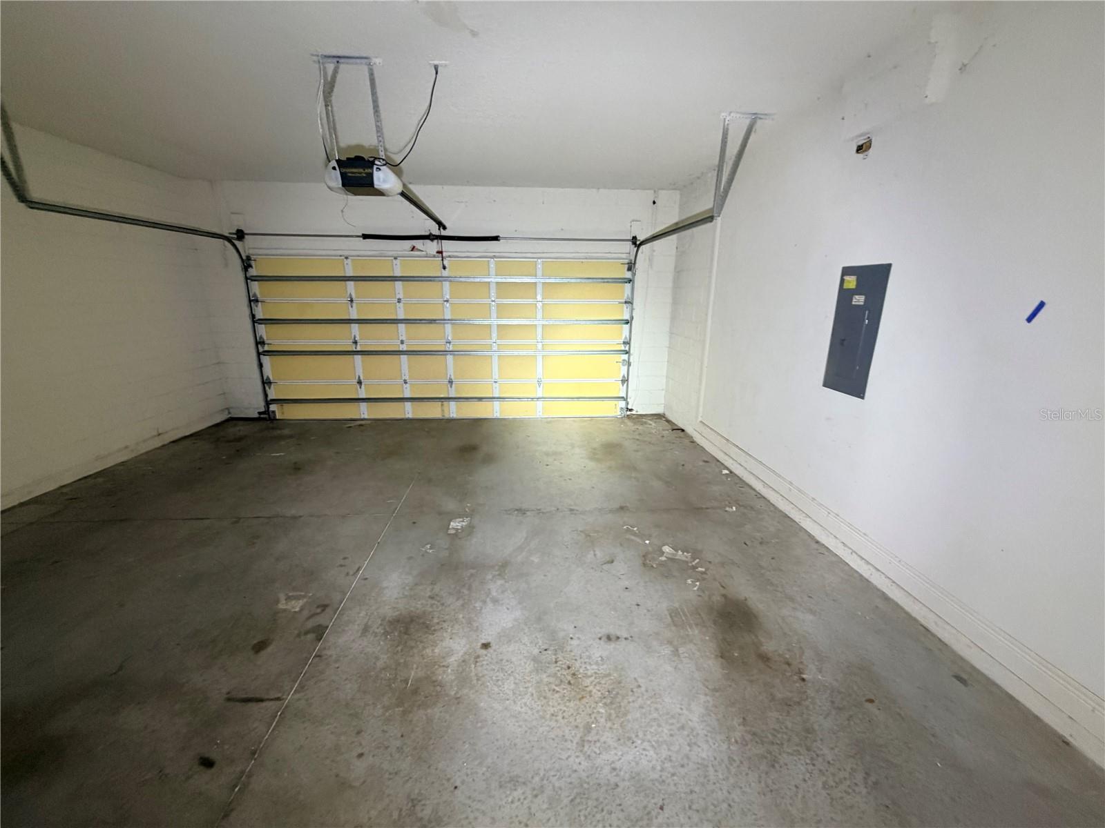 Image 22 of 38 For 10143 Malpas Point