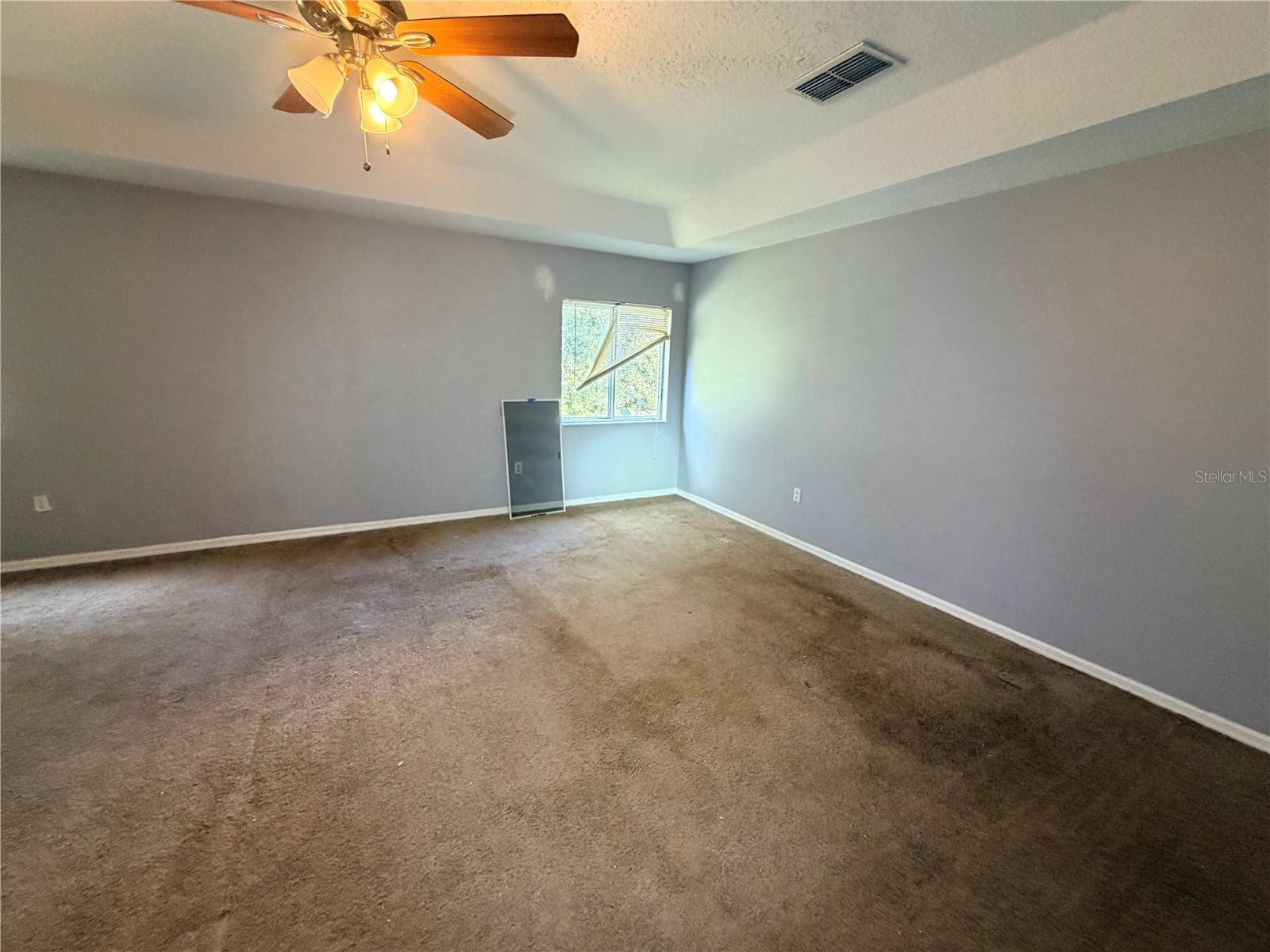 Image 30 of 38 For 10143 Malpas Point