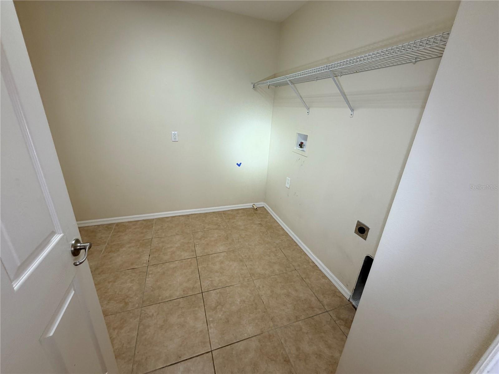 Image 37 of 38 For 10143 Malpas Point