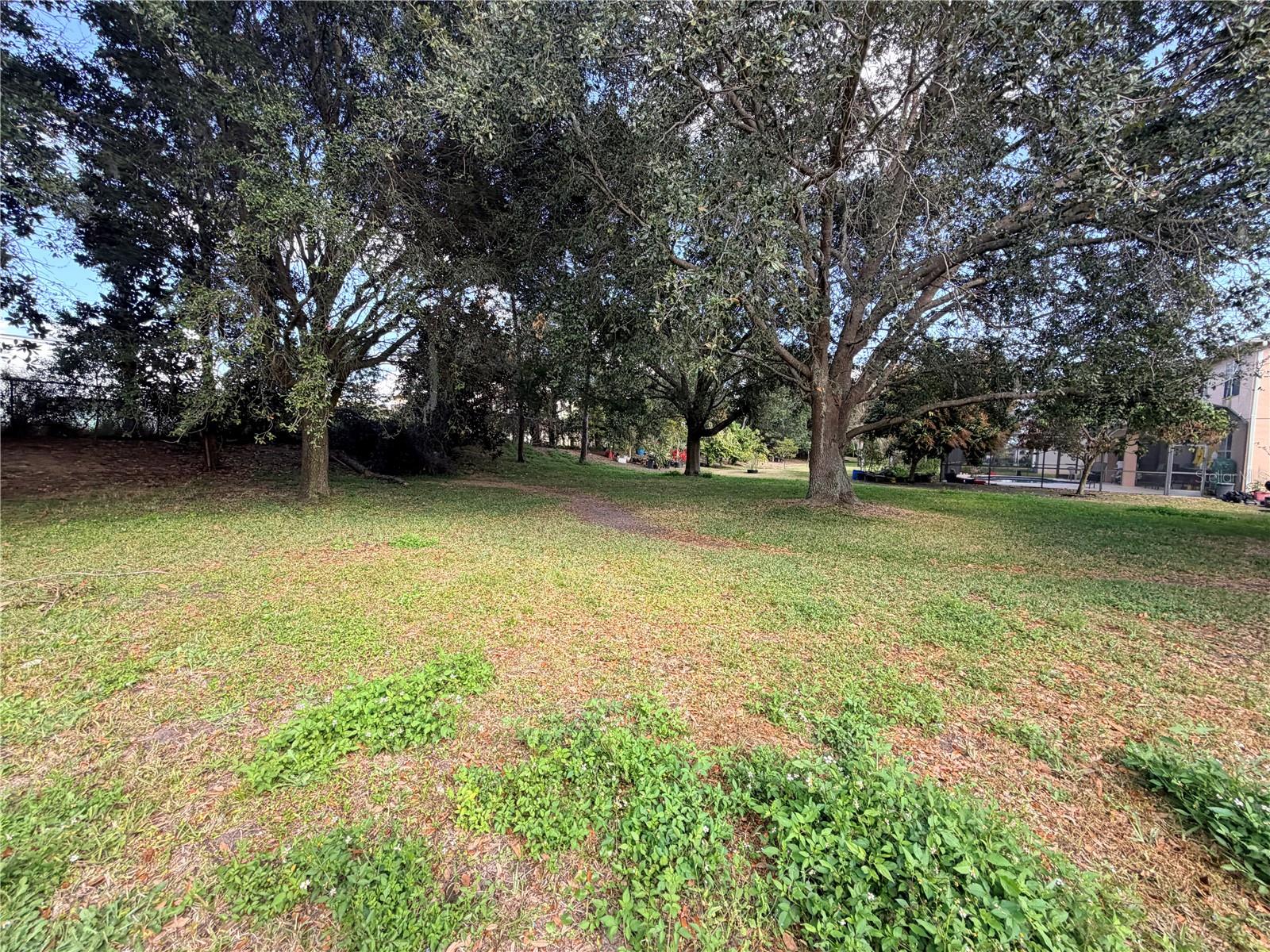 Image 4 of 38 For 10143 Malpas Point