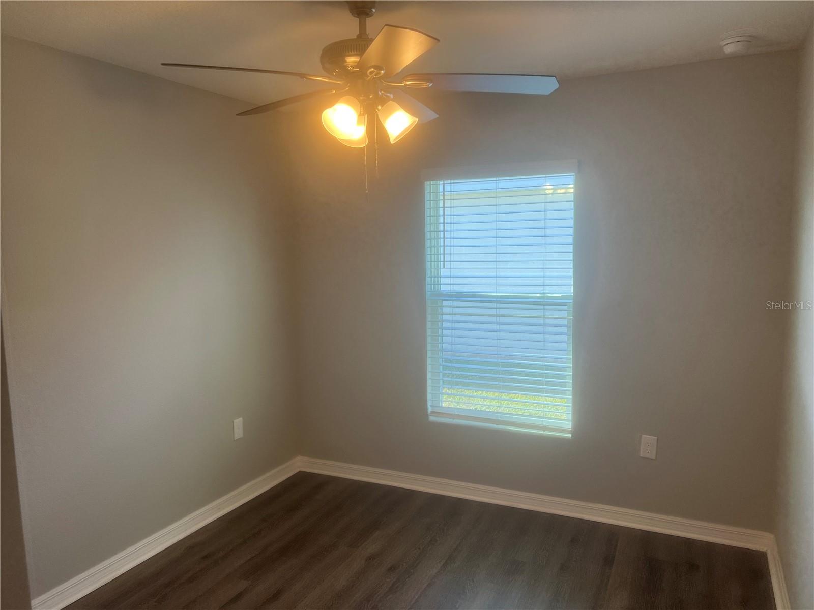 Image 12 of 28 For 4133 Silver Strand Trail