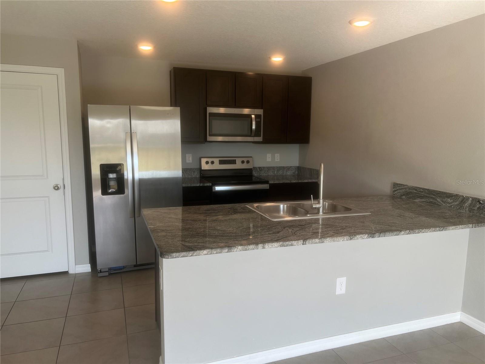 Image 16 of 28 For 4133 Silver Strand Trail