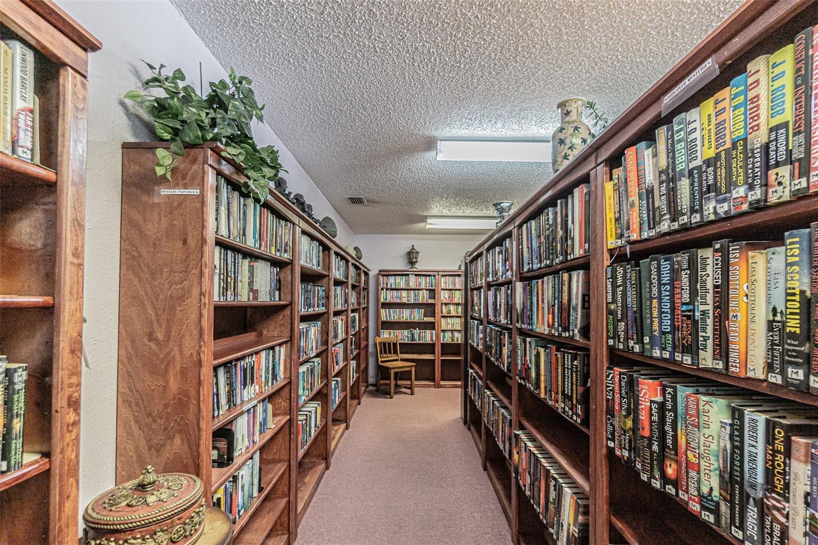 Image 25 of 39 For 5501 80th Street N 206