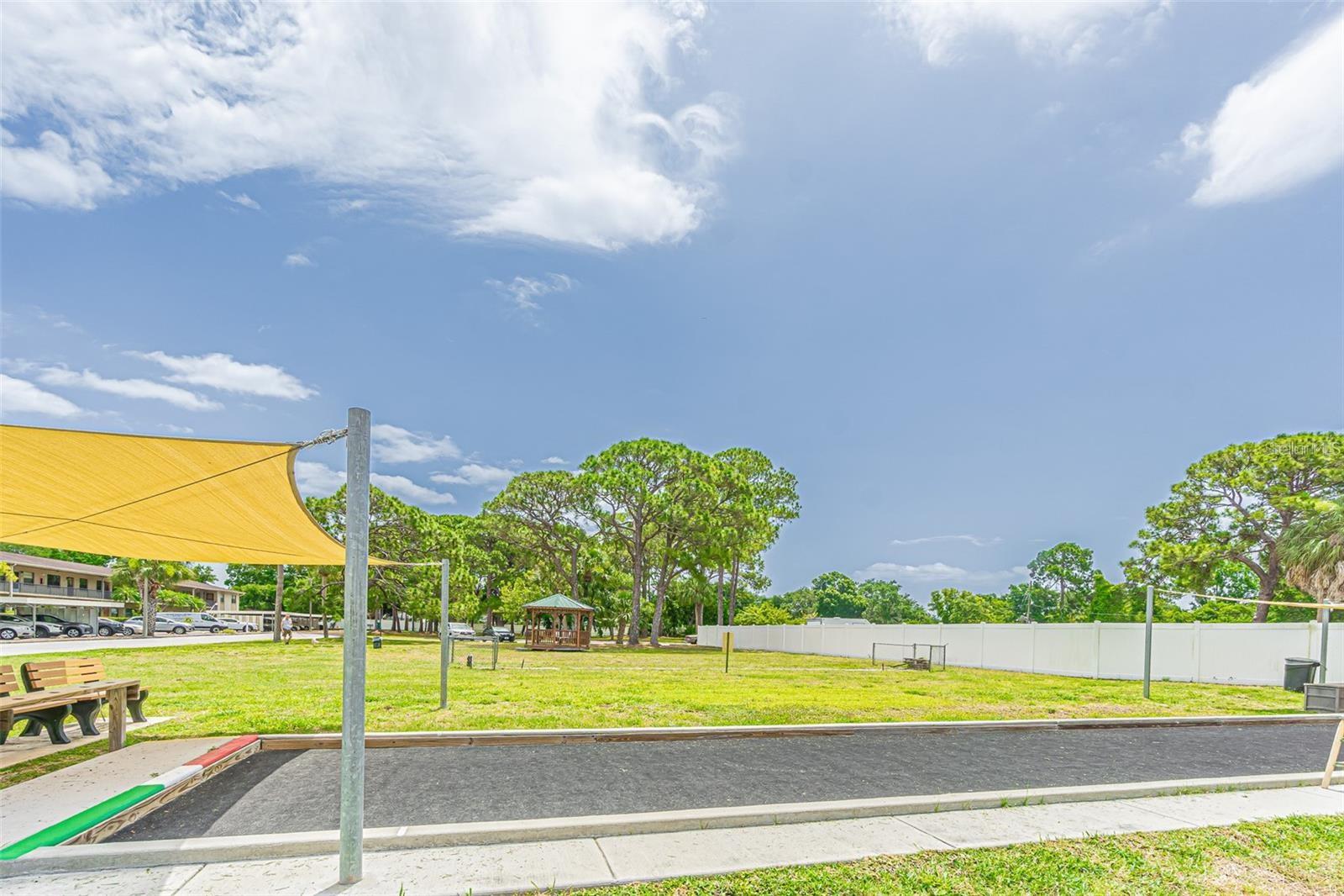 Image 35 of 39 For 5501 80th Street N 206