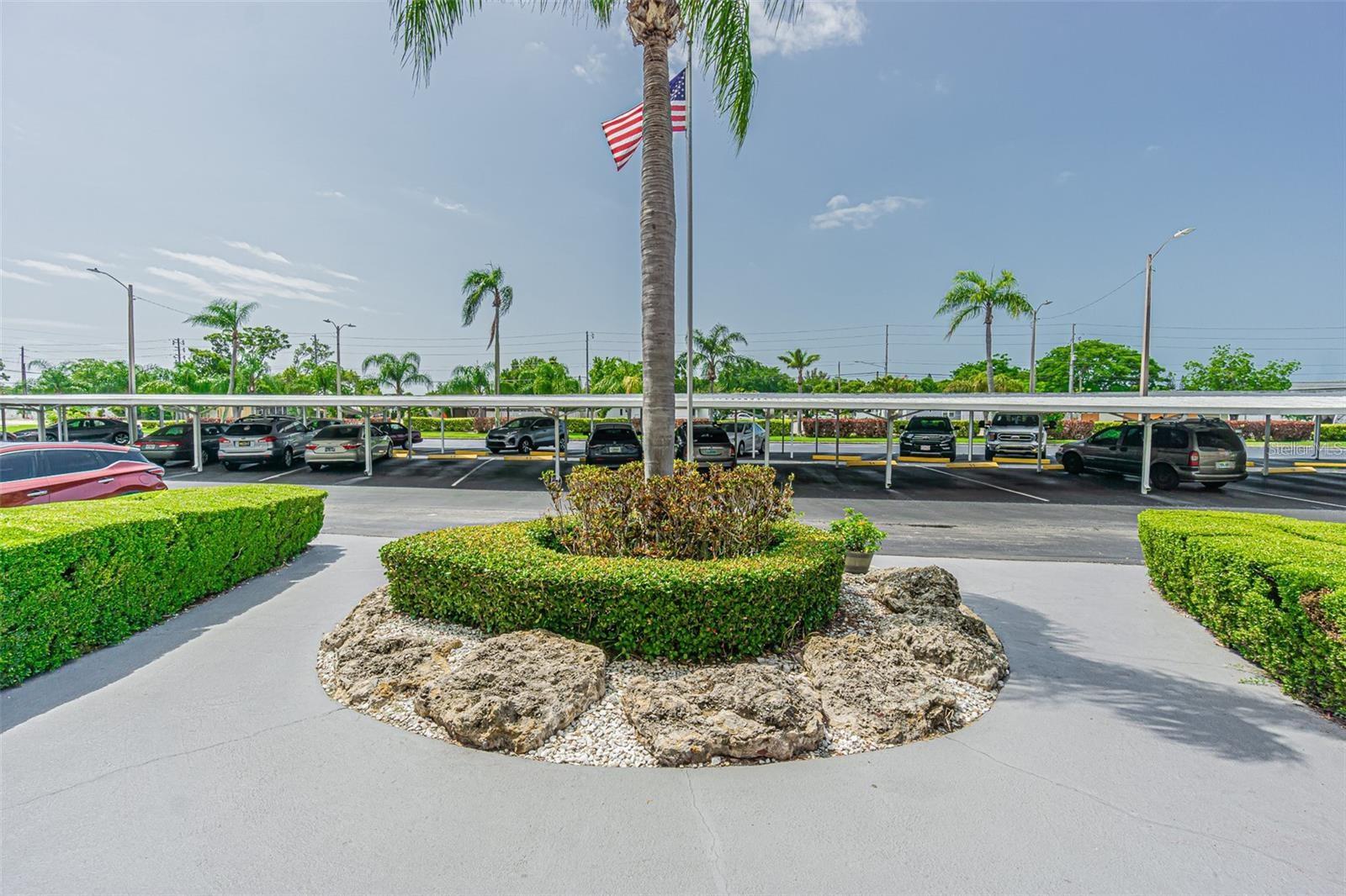 Image 4 of 39 For 5501 80th Street N 206