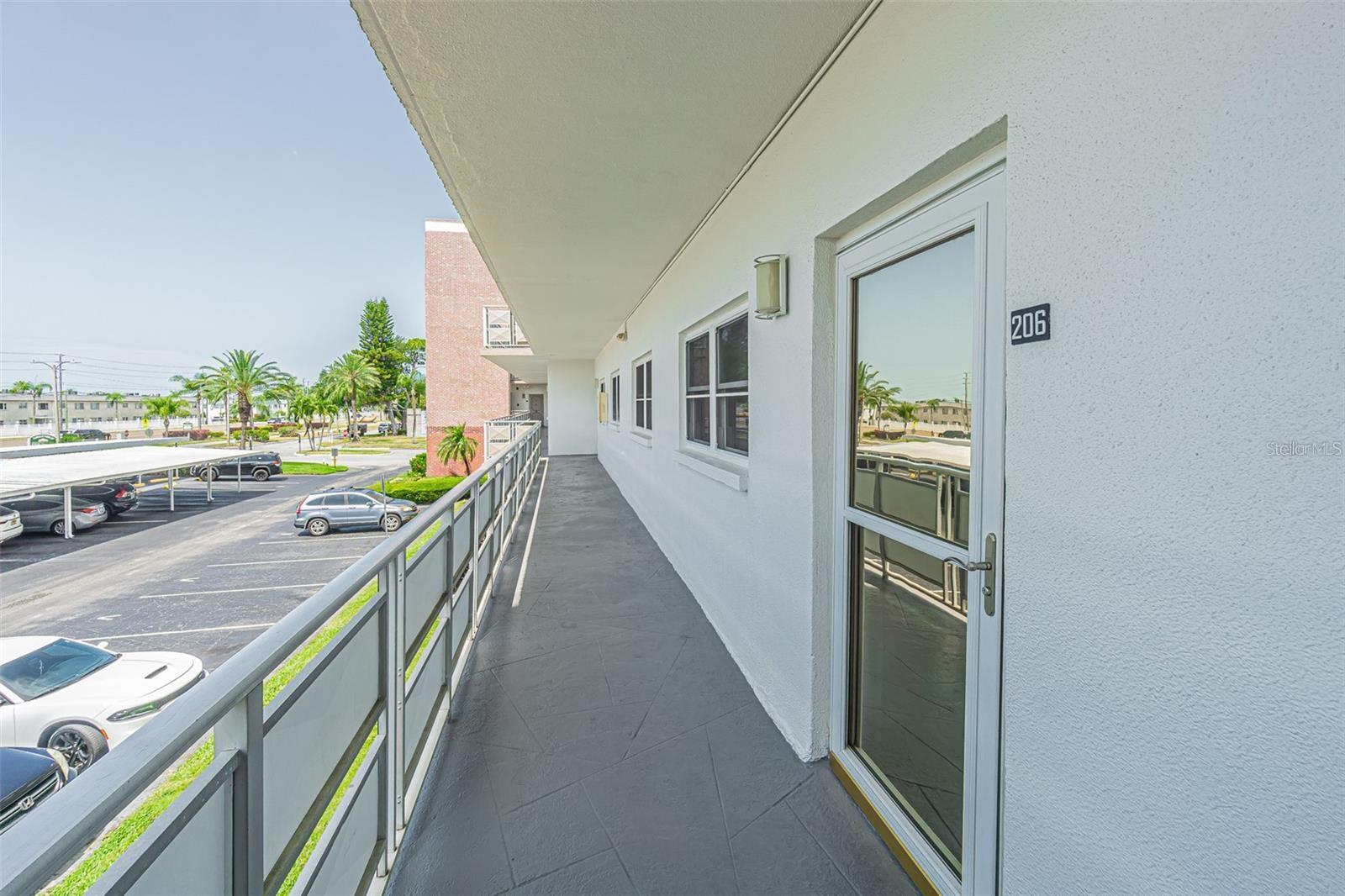 Image 8 of 39 For 5501 80th Street N 206