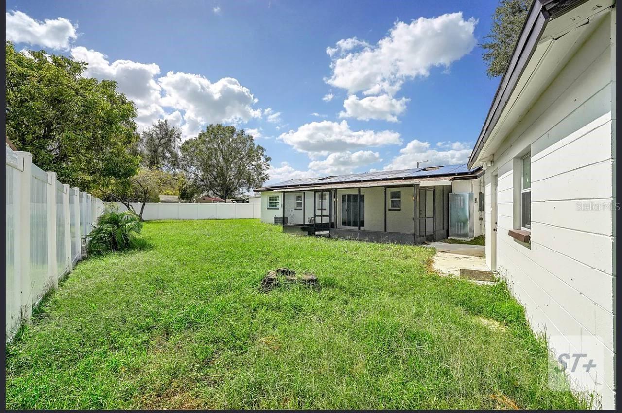 Image 18 of 26 For 6501 Sawyer Court