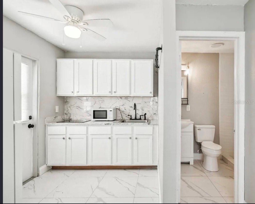 Image 21 of 26 For 6501 Sawyer Court