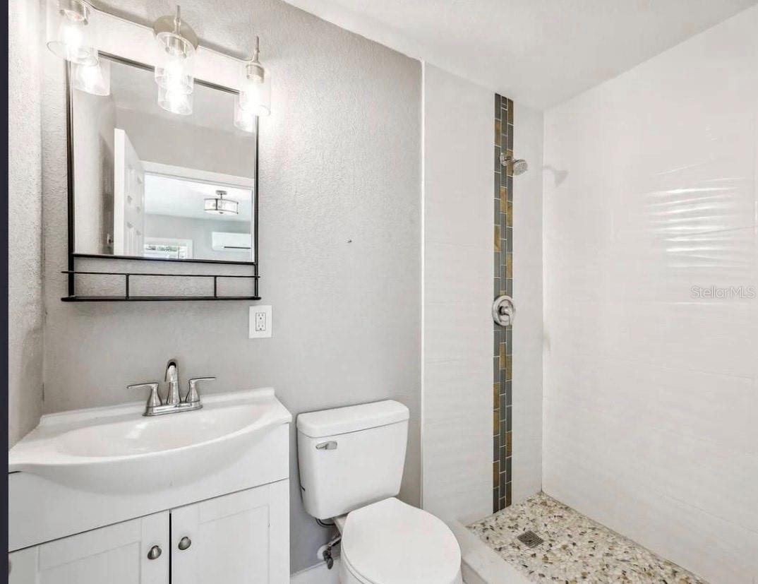 Image 23 of 26 For 6501 Sawyer Court