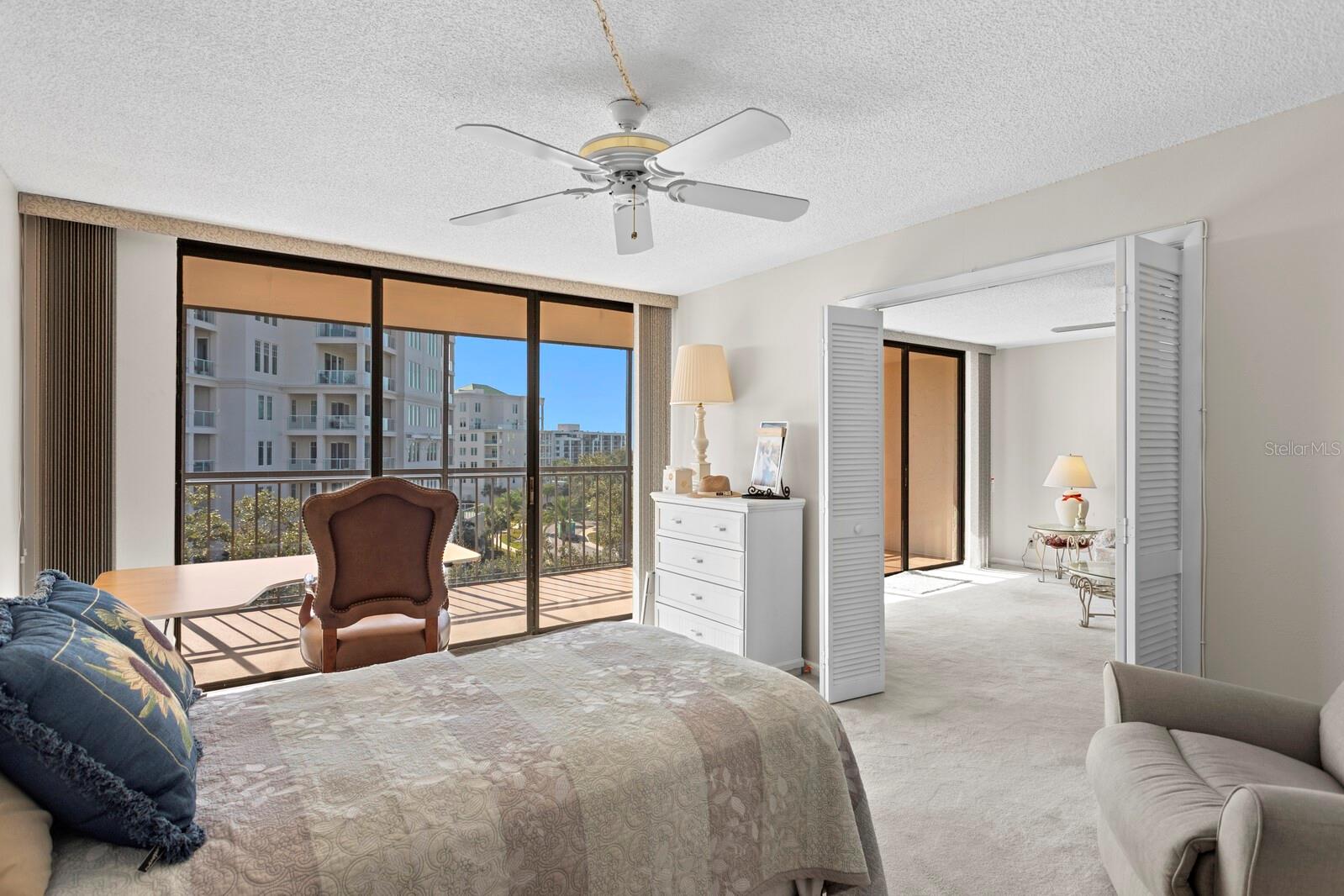 Image 21 of 50 For 220 Belleview Boulevard 702