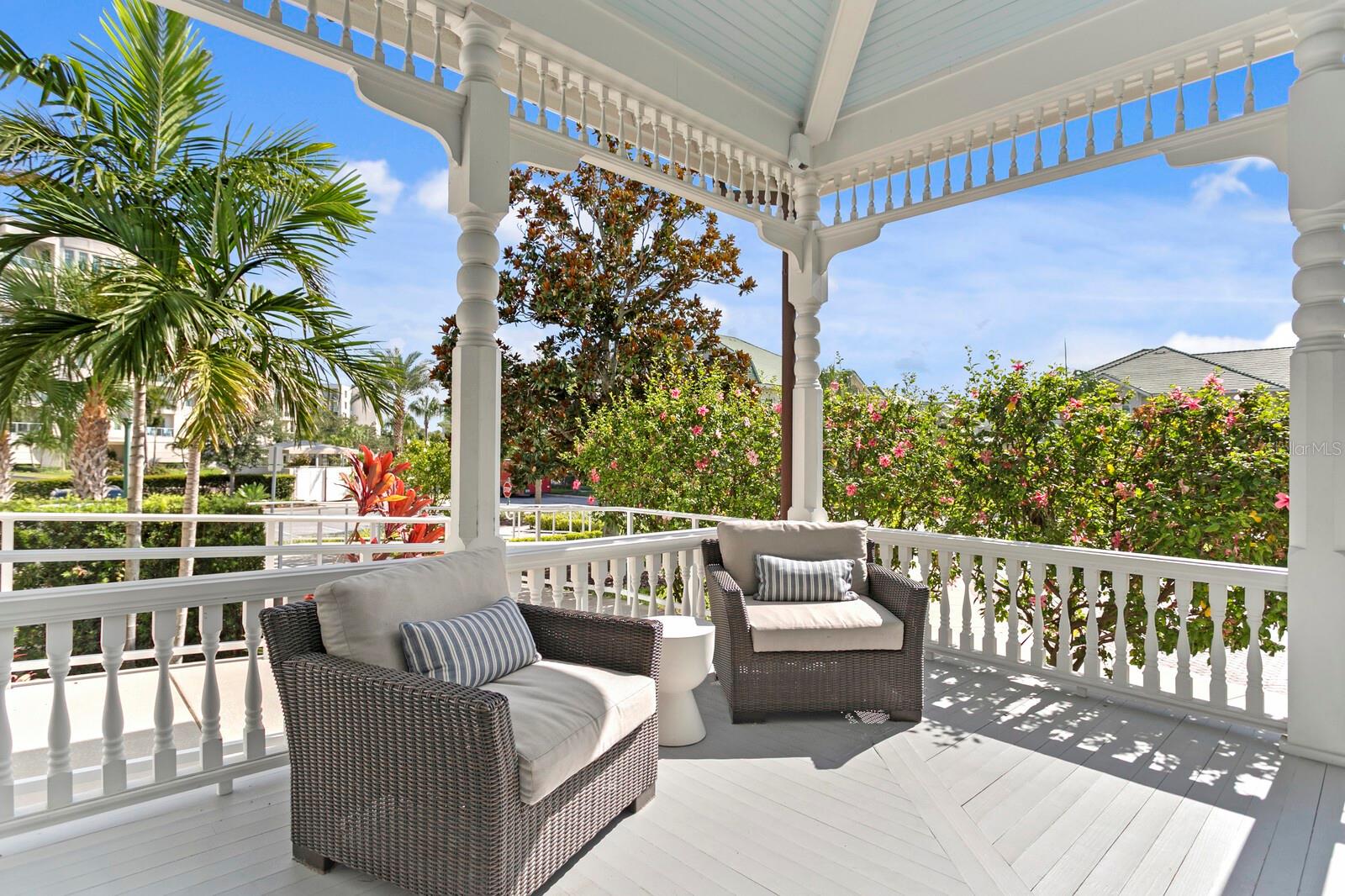 Image 37 of 50 For 220 Belleview Boulevard 702