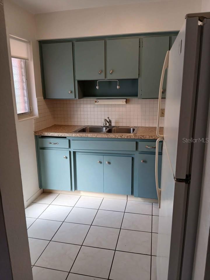 Image 16 of 22 For 710 Lincoln Avenue