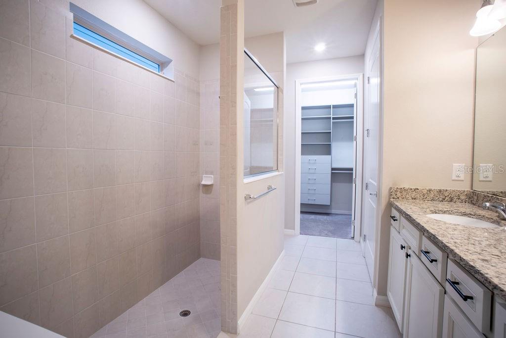 Image 23 of 59 For 7465 Yale Harbor Drive