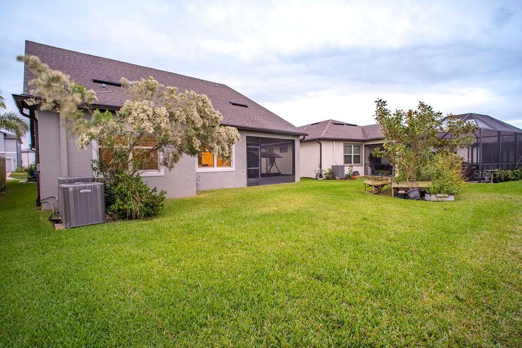 Image 46 of 59 For 7465 Yale Harbor Drive