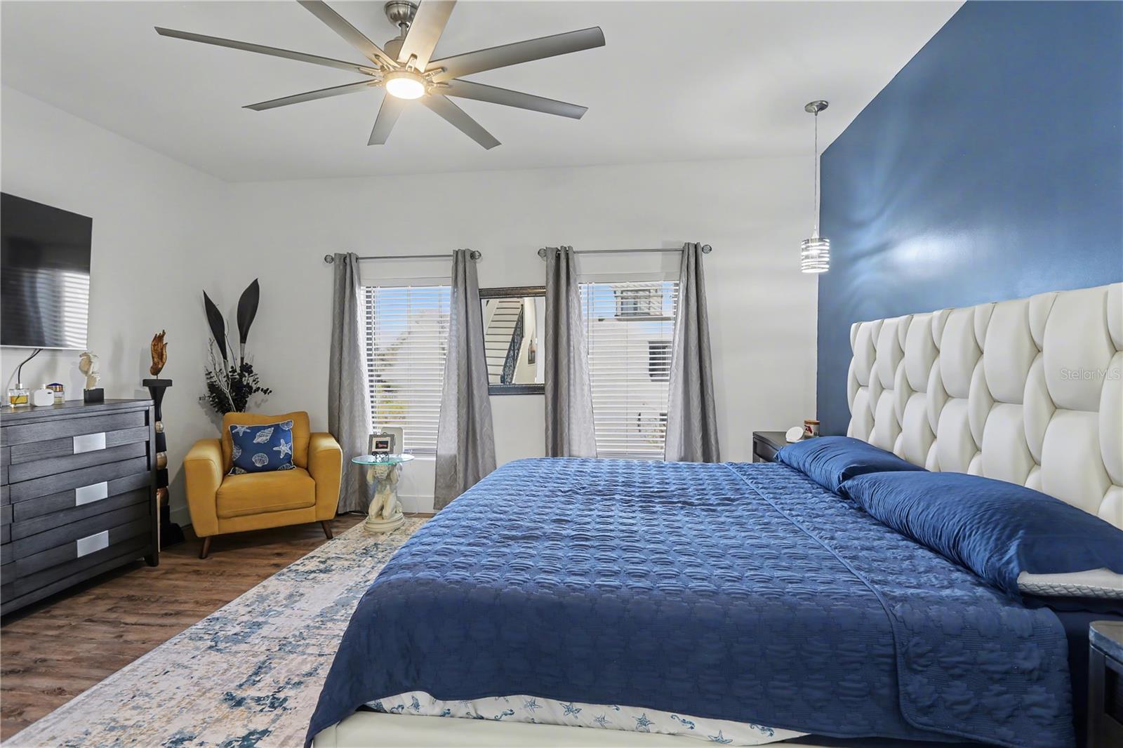 Image 10 of 38 For 6203 64th Way N