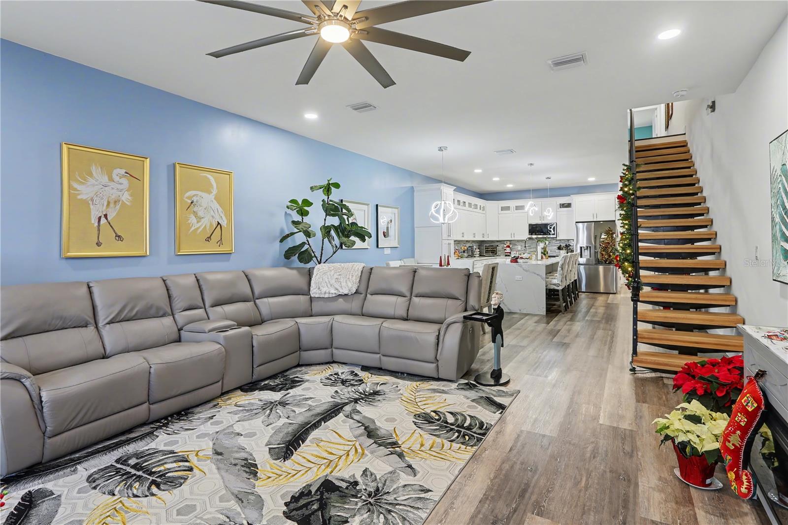 Image 2 of 38 For 6203 64th Way N