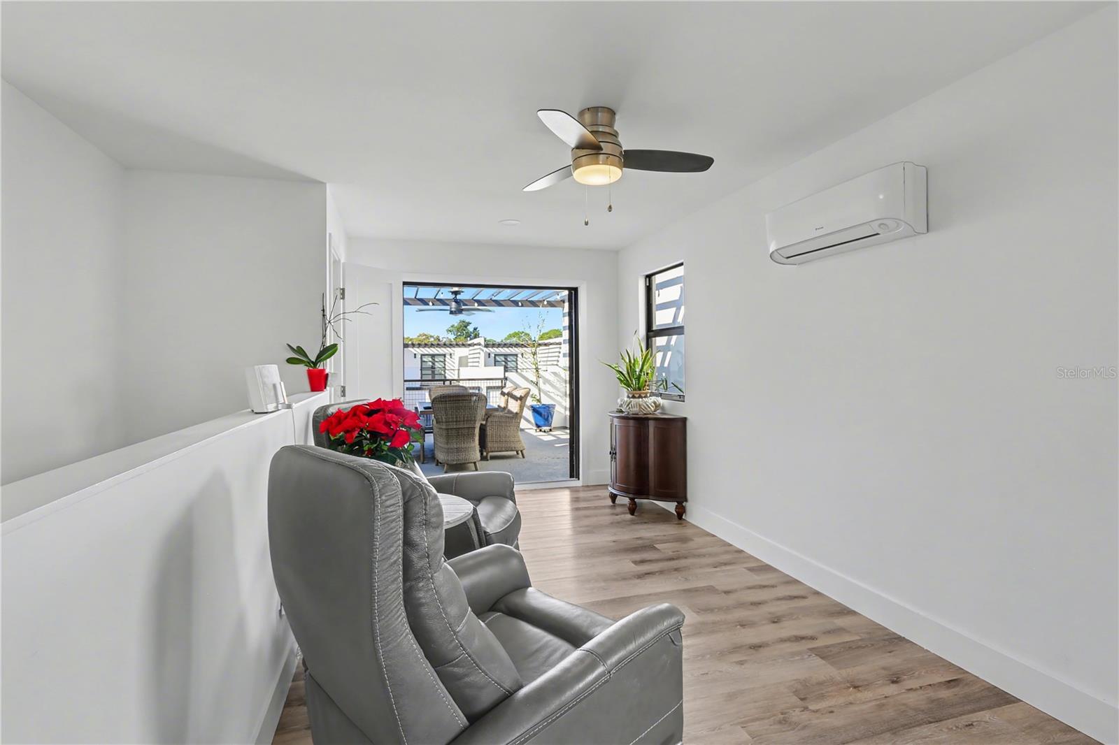 Image 22 of 38 For 6203 64th Way N