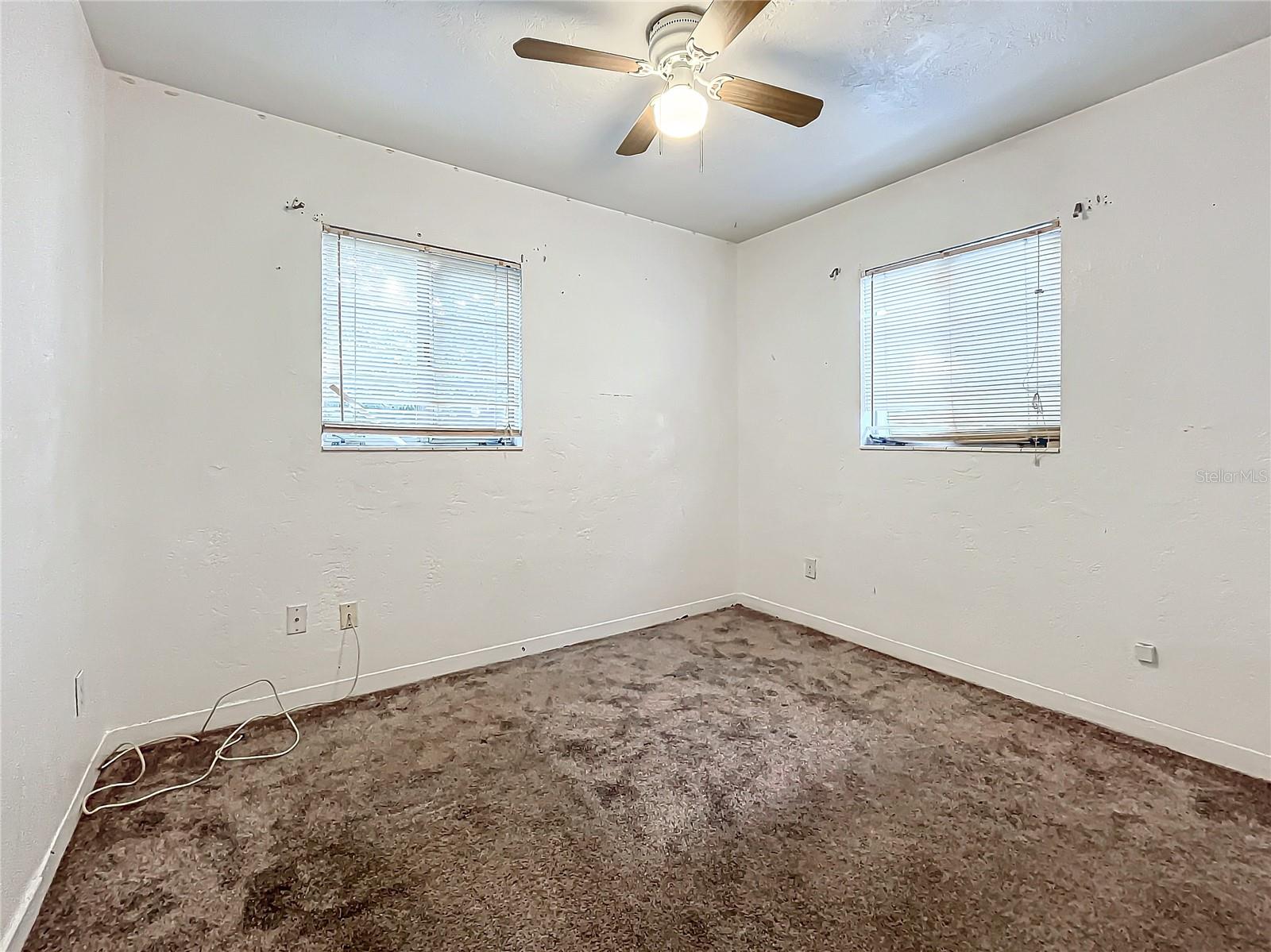 Image 13 of 24 For 1318 Preston Street S