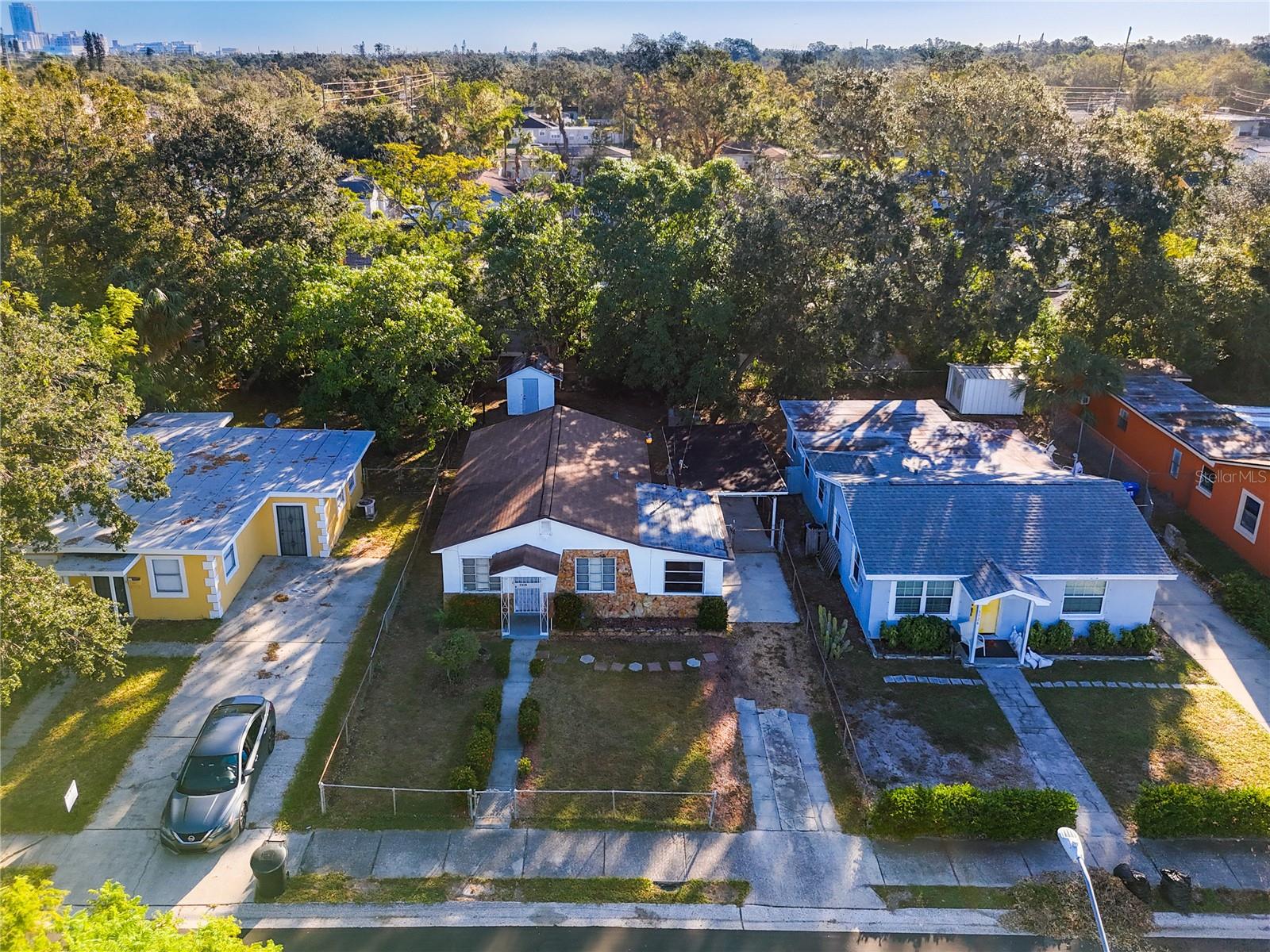 Image 2 of 24 For 1318 Preston Street S