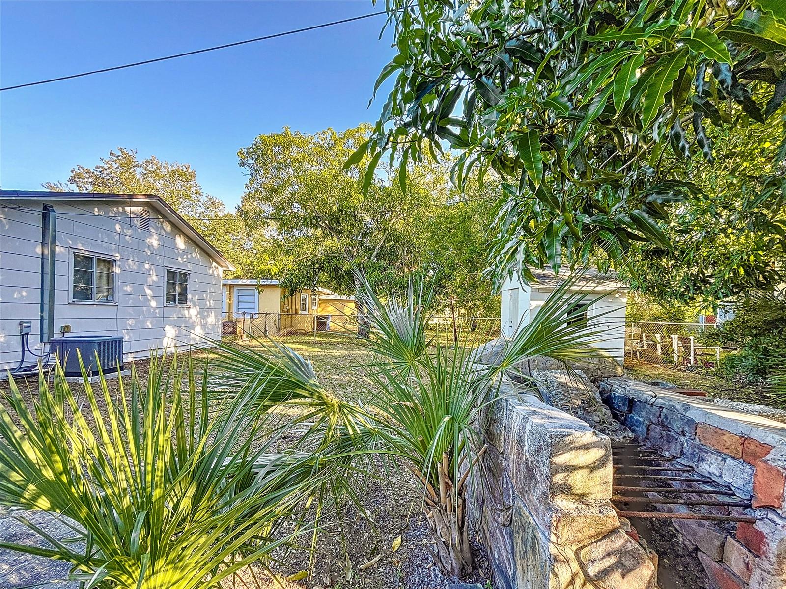 Image 20 of 24 For 1318 Preston Street S