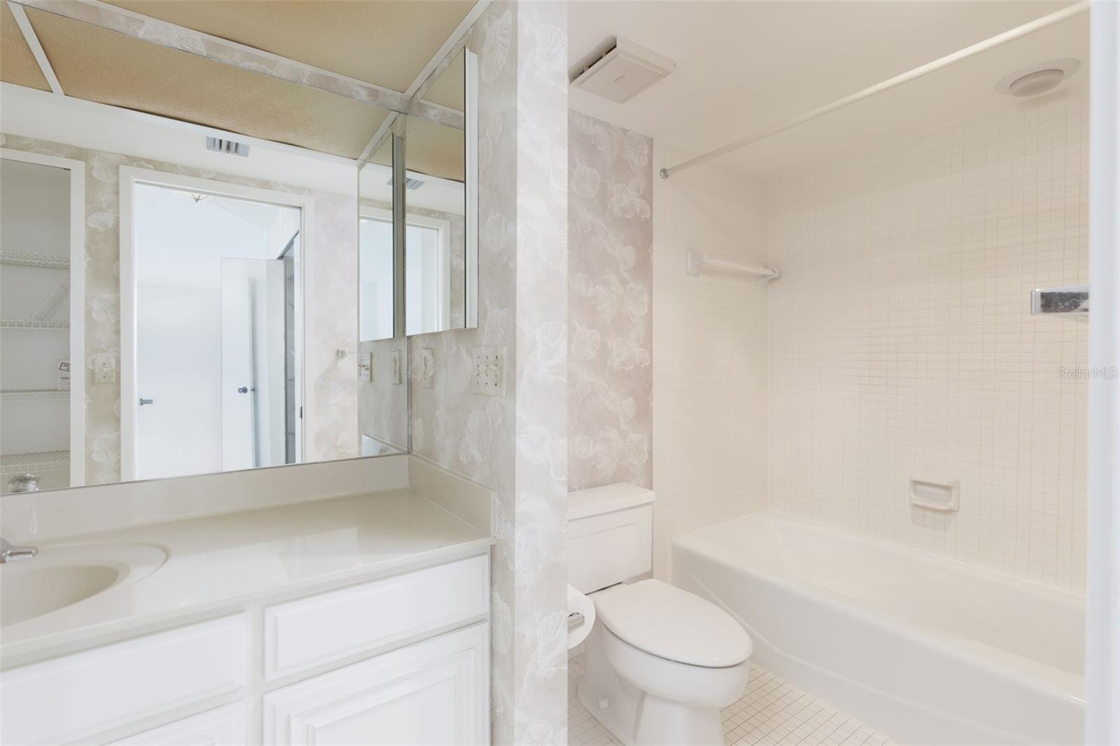 Image 14 of 24 For 9525 Blind Pass Road 508