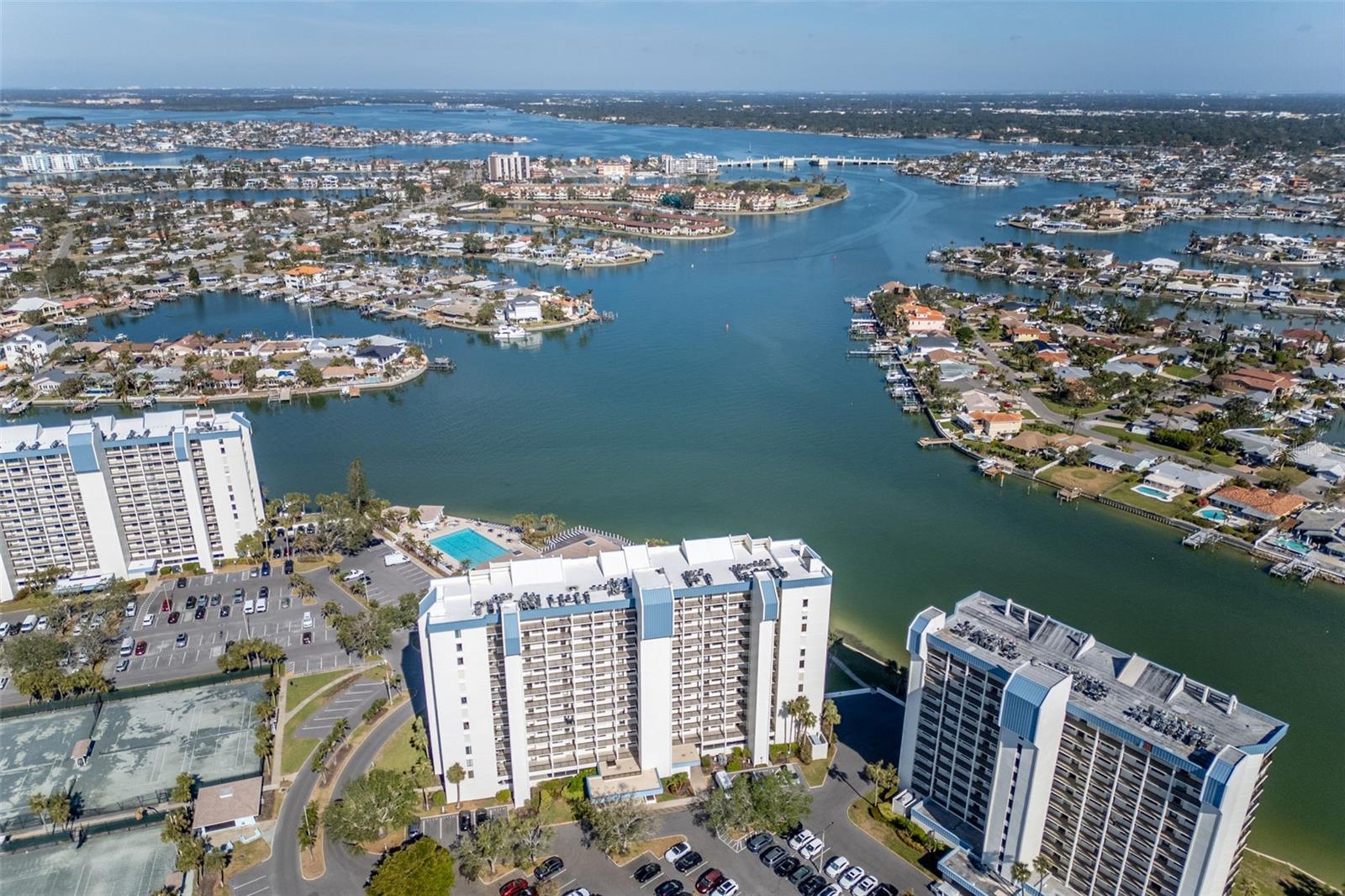 Image 17 of 24 For 9525 Blind Pass Road 508