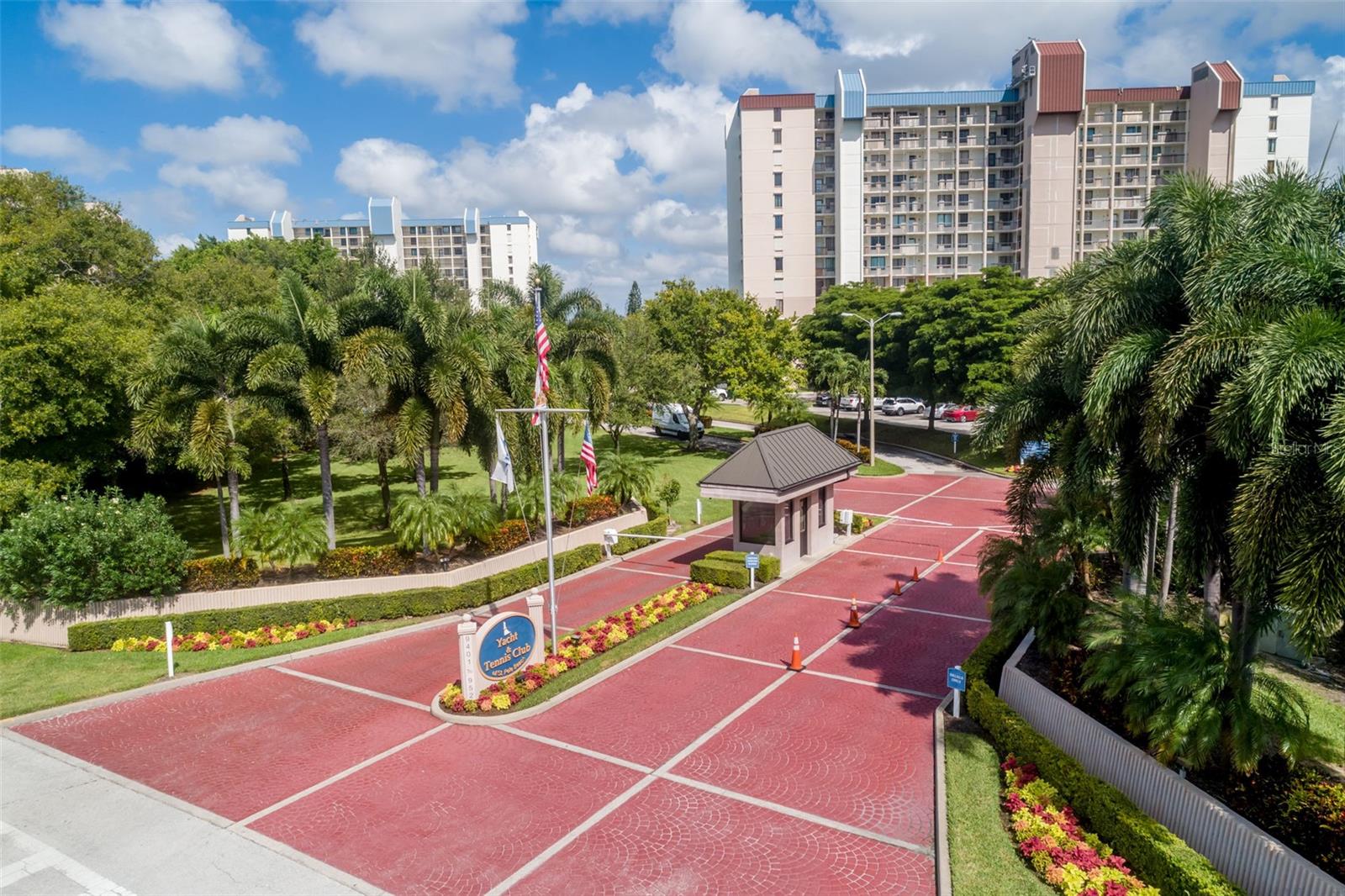 Image 18 of 24 For 9525 Blind Pass Road 508