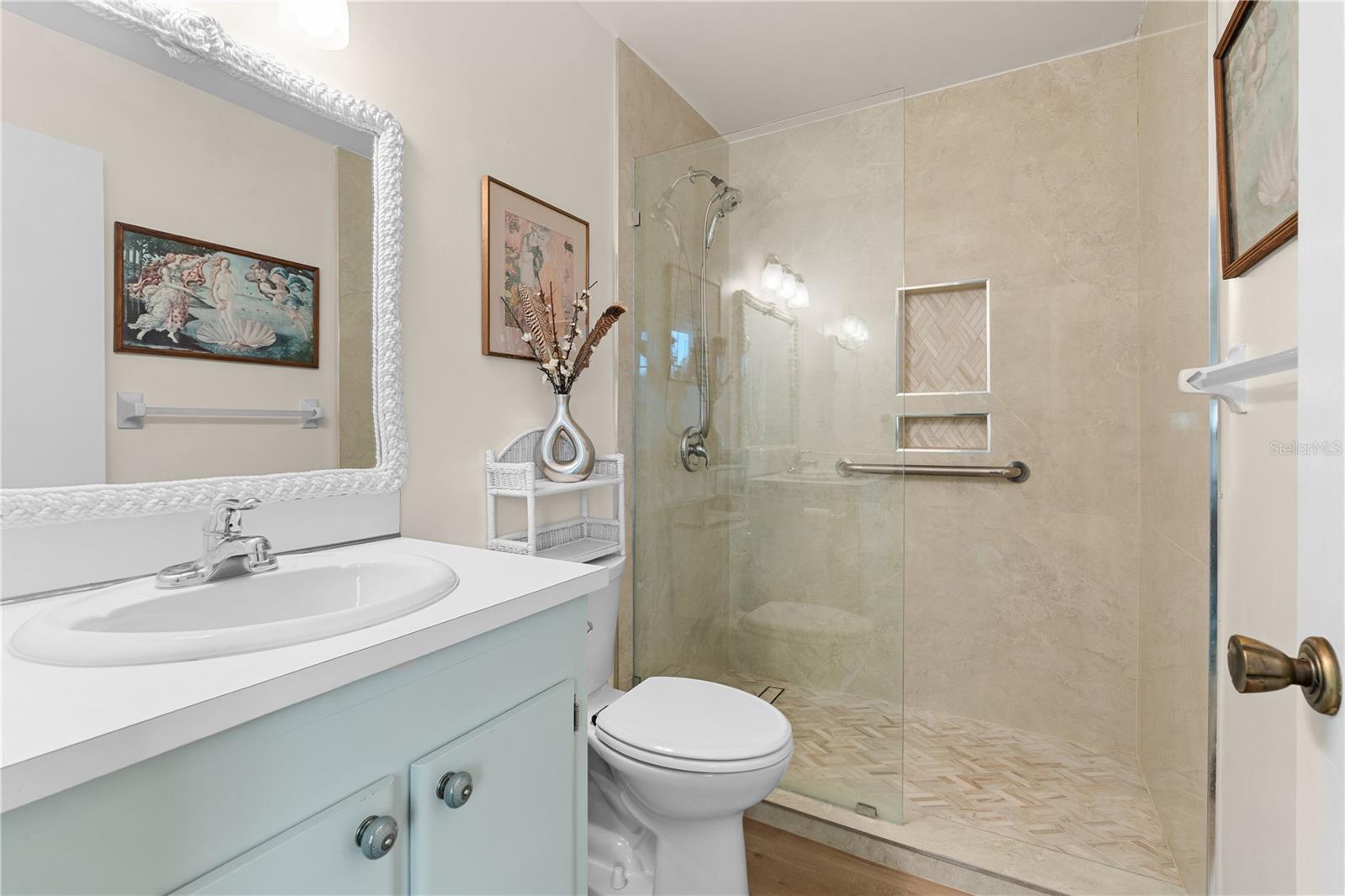 Image 25 of 45 For 3910 37th Street S 39