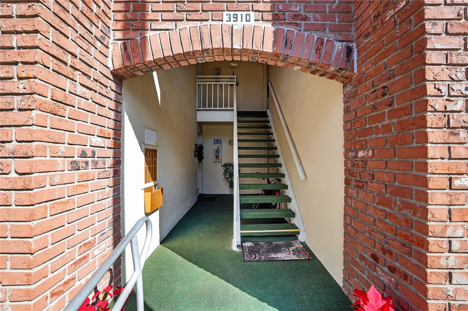 Image 3 of 45 For 3910 37th Street S 39