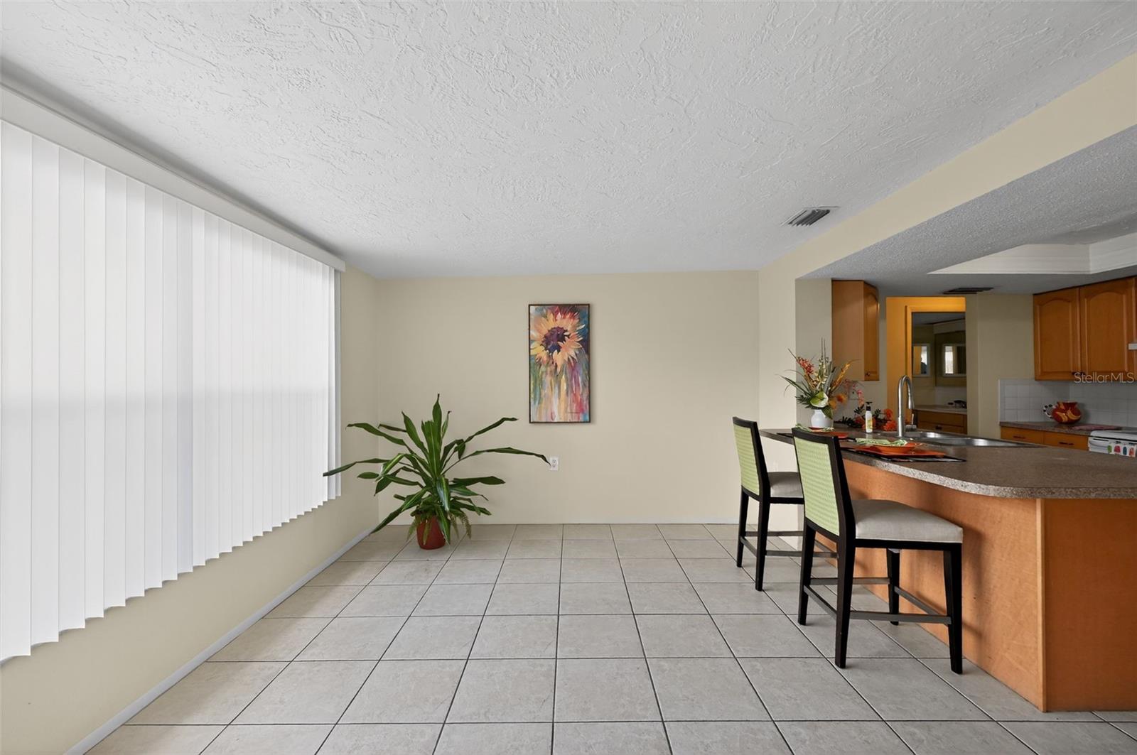 Image 10 of 40 For 1037 Tamarac Drive