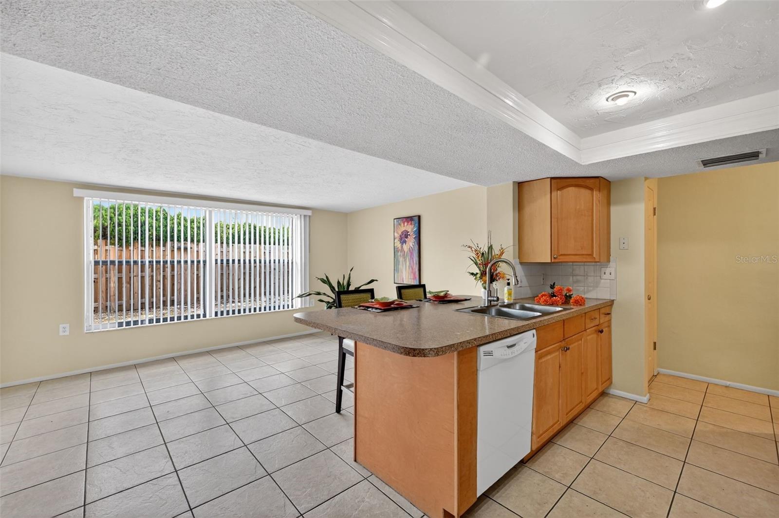 Image 18 of 40 For 1037 Tamarac Drive