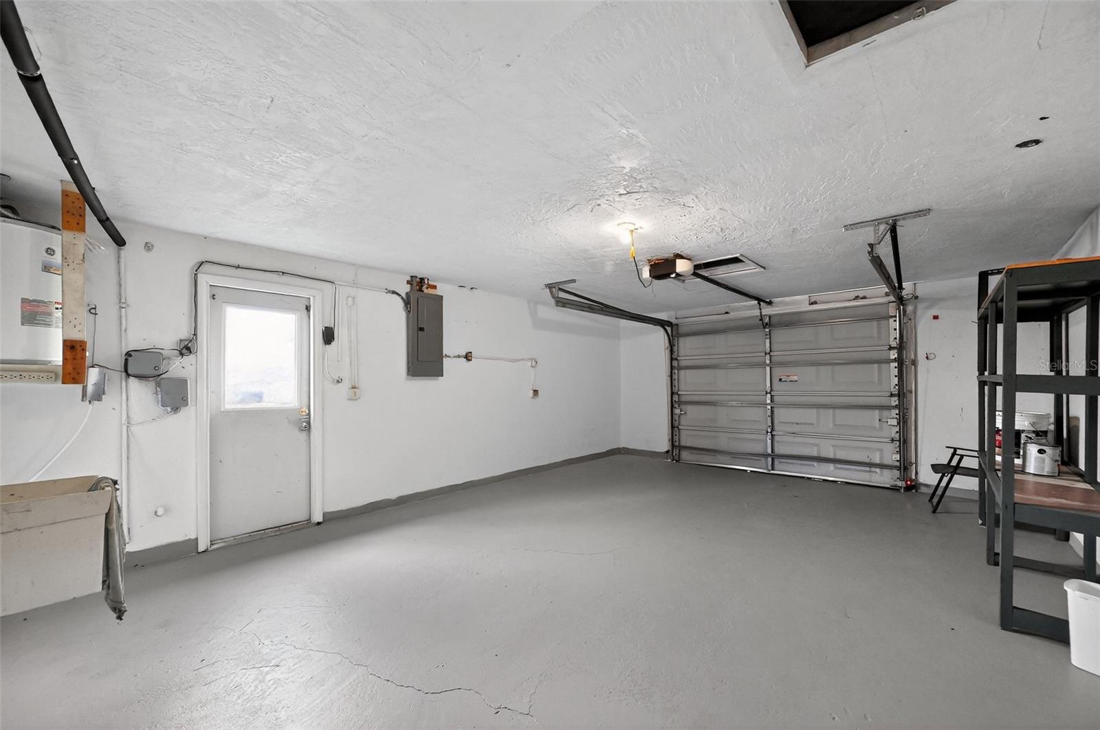 Image 27 of 40 For 1037 Tamarac Drive