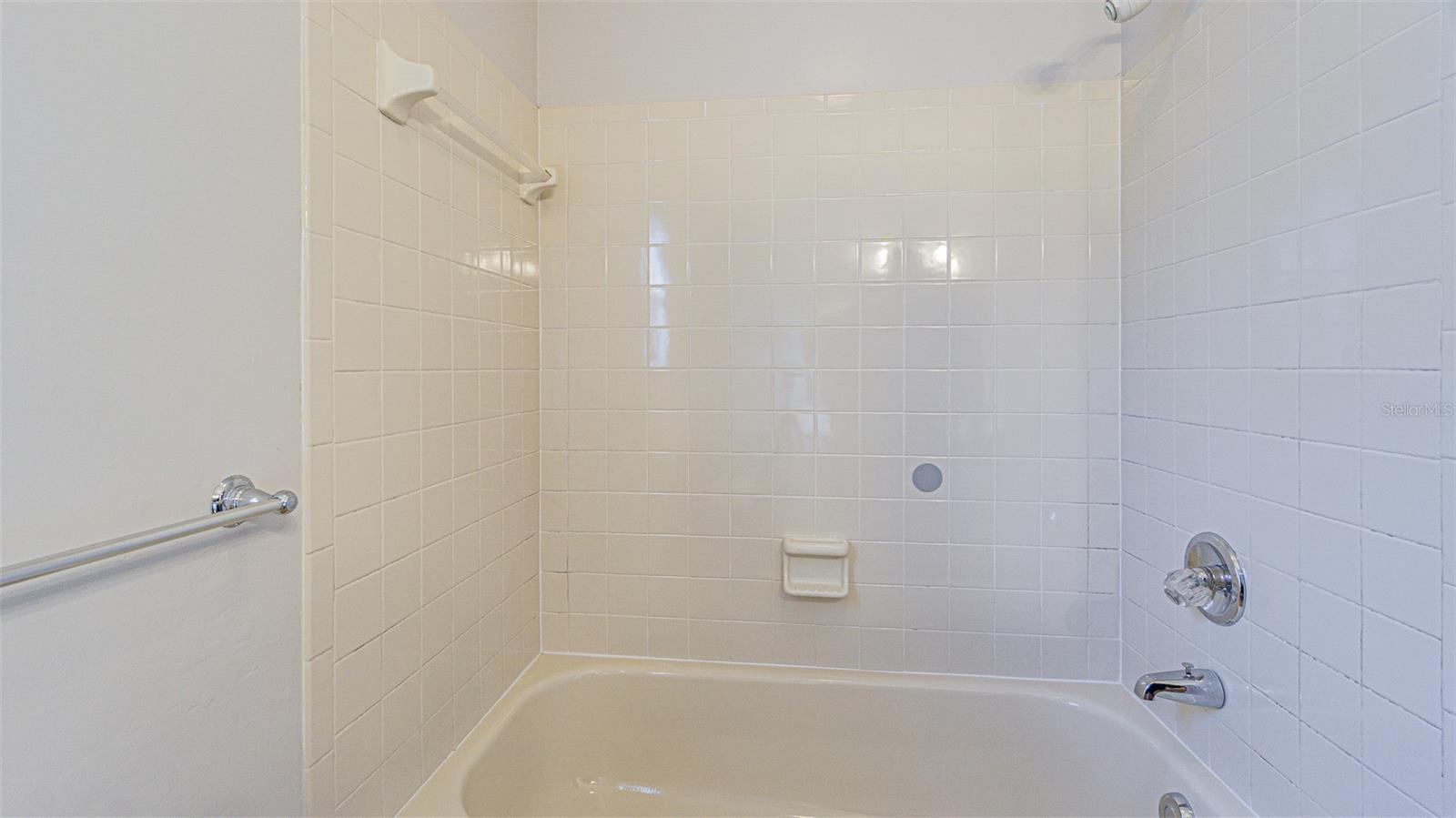 Listing photo id 24 for 710 Millifold Place